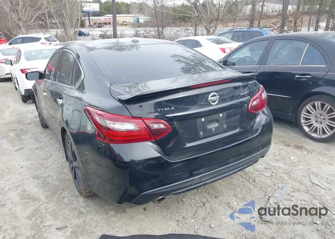 2018 Nissan Altima 2.5 Sr z USA, uszkodzony, nr VIN 1N4AL3AP5JC246119